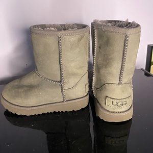 Grey Toddler Classic UGGs